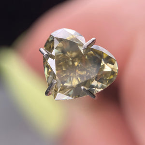2.02ct 8.33x7.26x4.65mm GIA Heart Shape Brilliant Cut F-074
